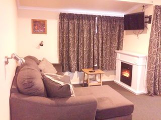 Cottage Retreat (2)